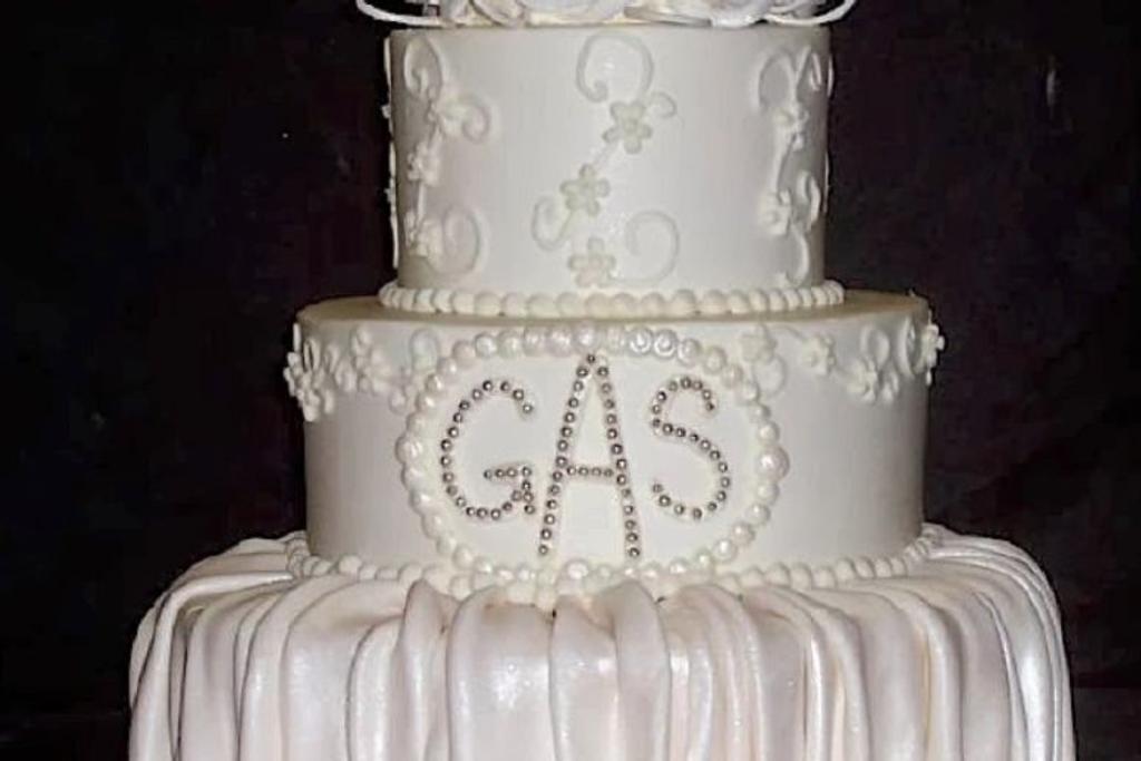 GAS Wedding Cake Fail