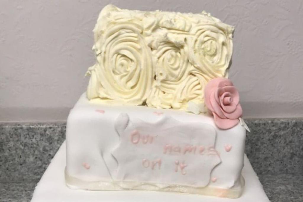 Wedding Cake Intentional Fail