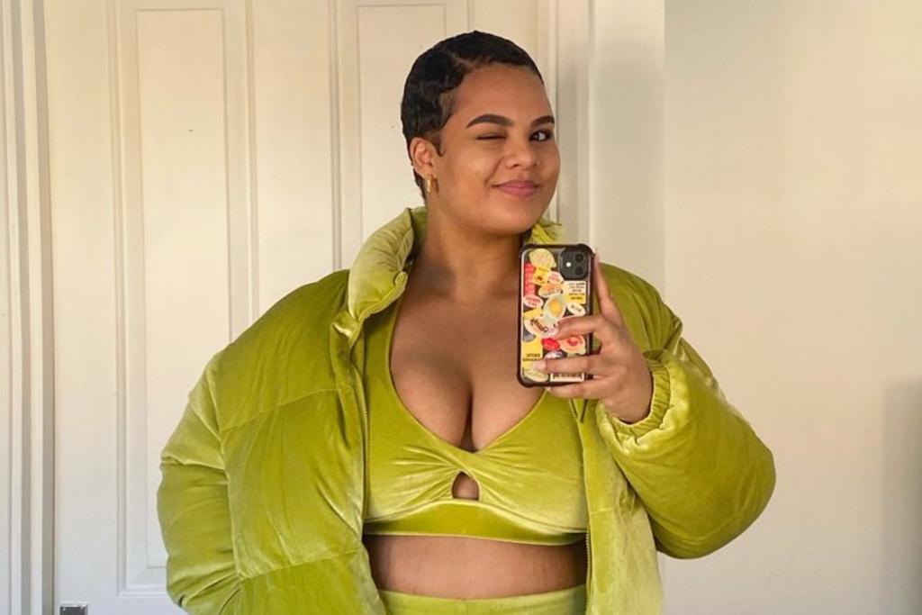 fabletics outfit viral tweet