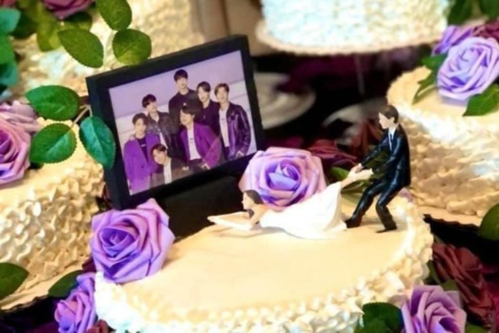 Horrible Wedding Cake Fails