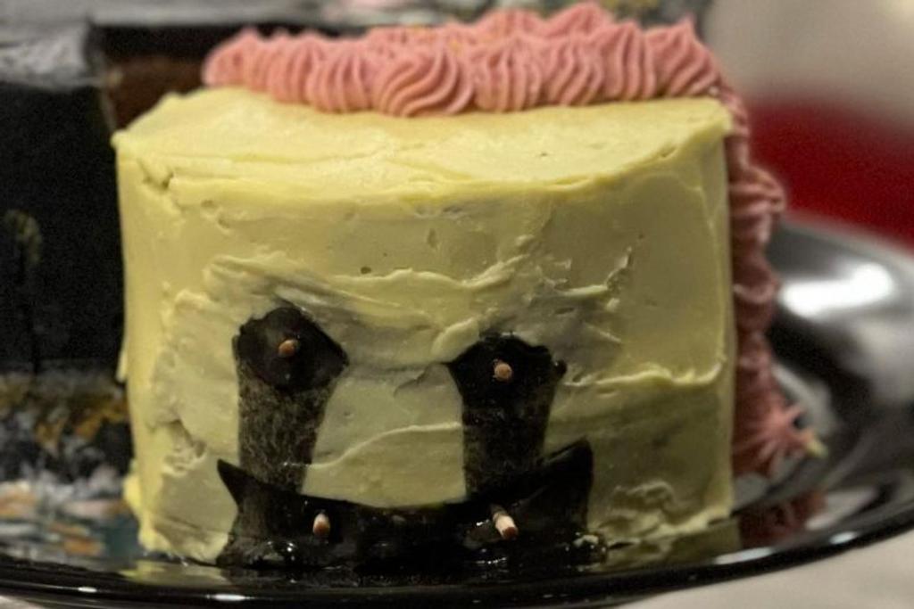Cake order fails viral