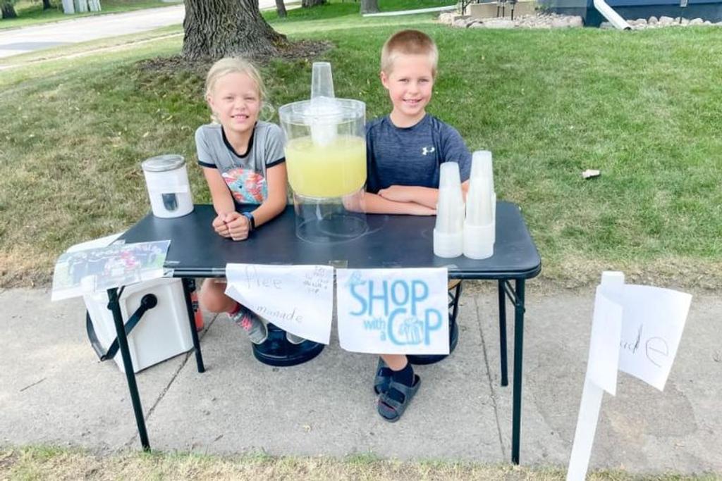 lemonade stand viral story