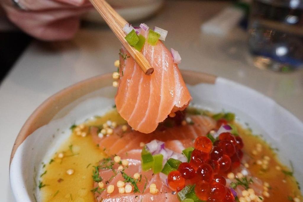 food influencers instagram sushi