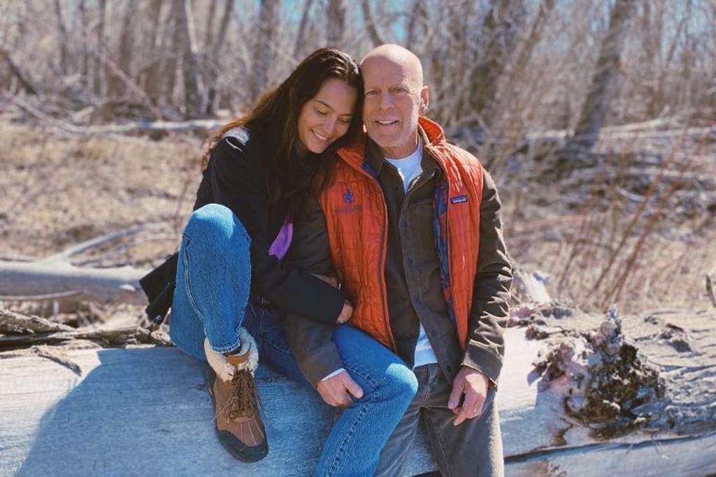 Bruce Willis Wife Family Announcement