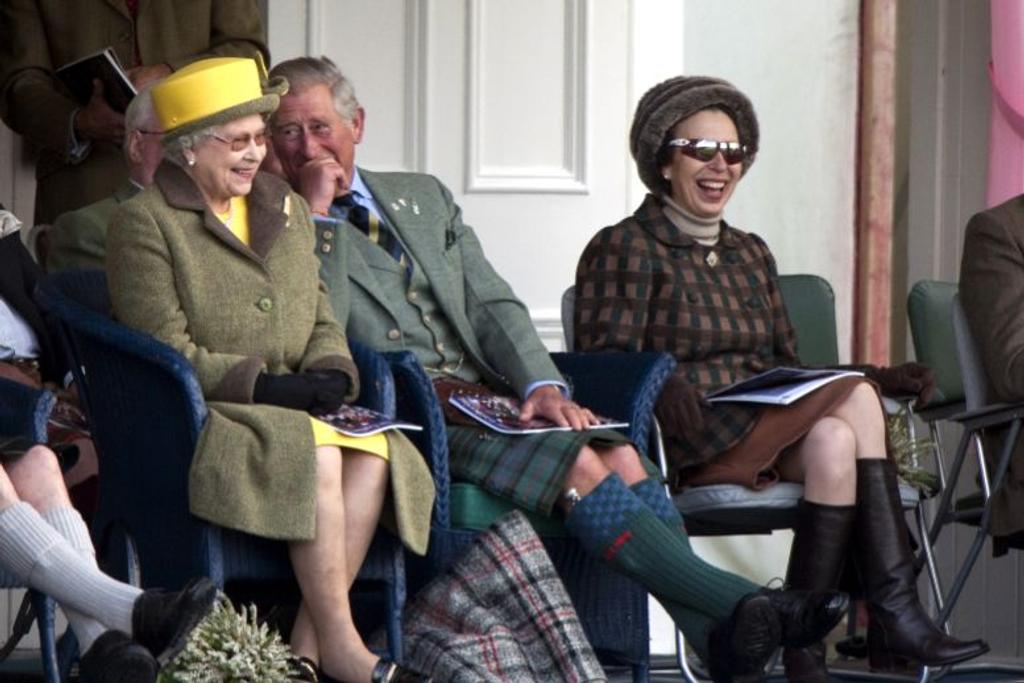 Prince Charles Queen Elizabeth Relationship