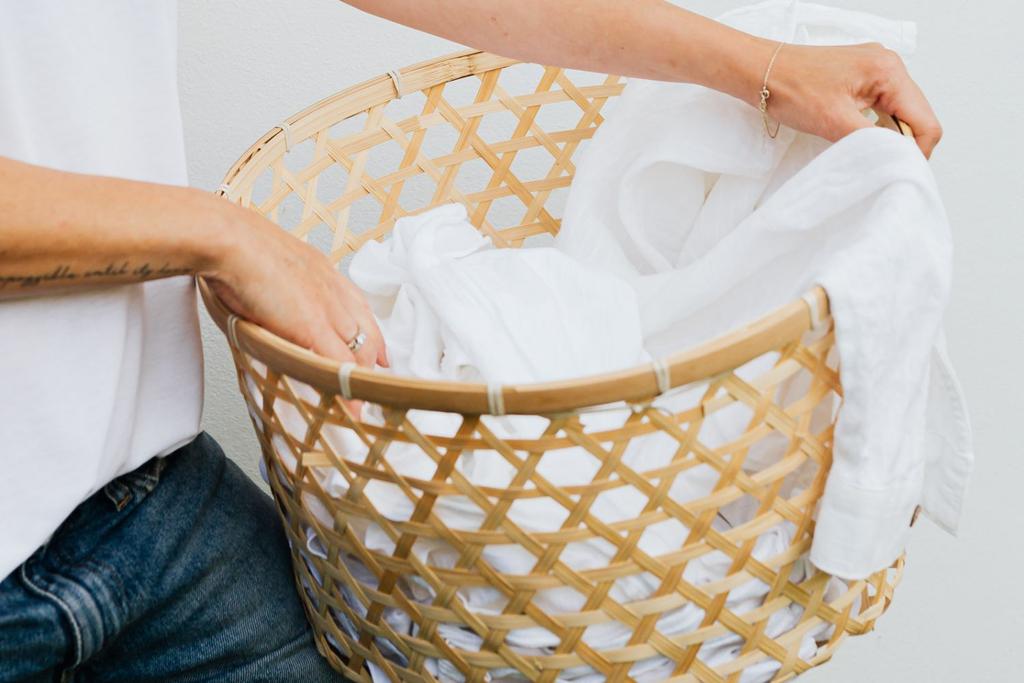 laundry clothes wrinkles hacks